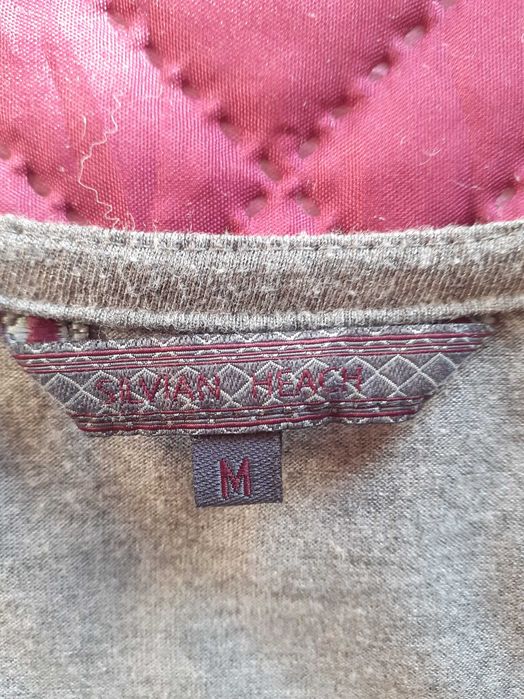 Чисто нов пуловер и туника