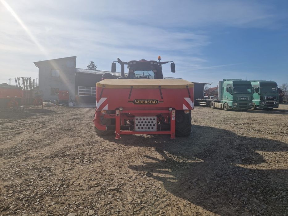 Semănătoare prășitoare VADERSTAD TEMPO V8