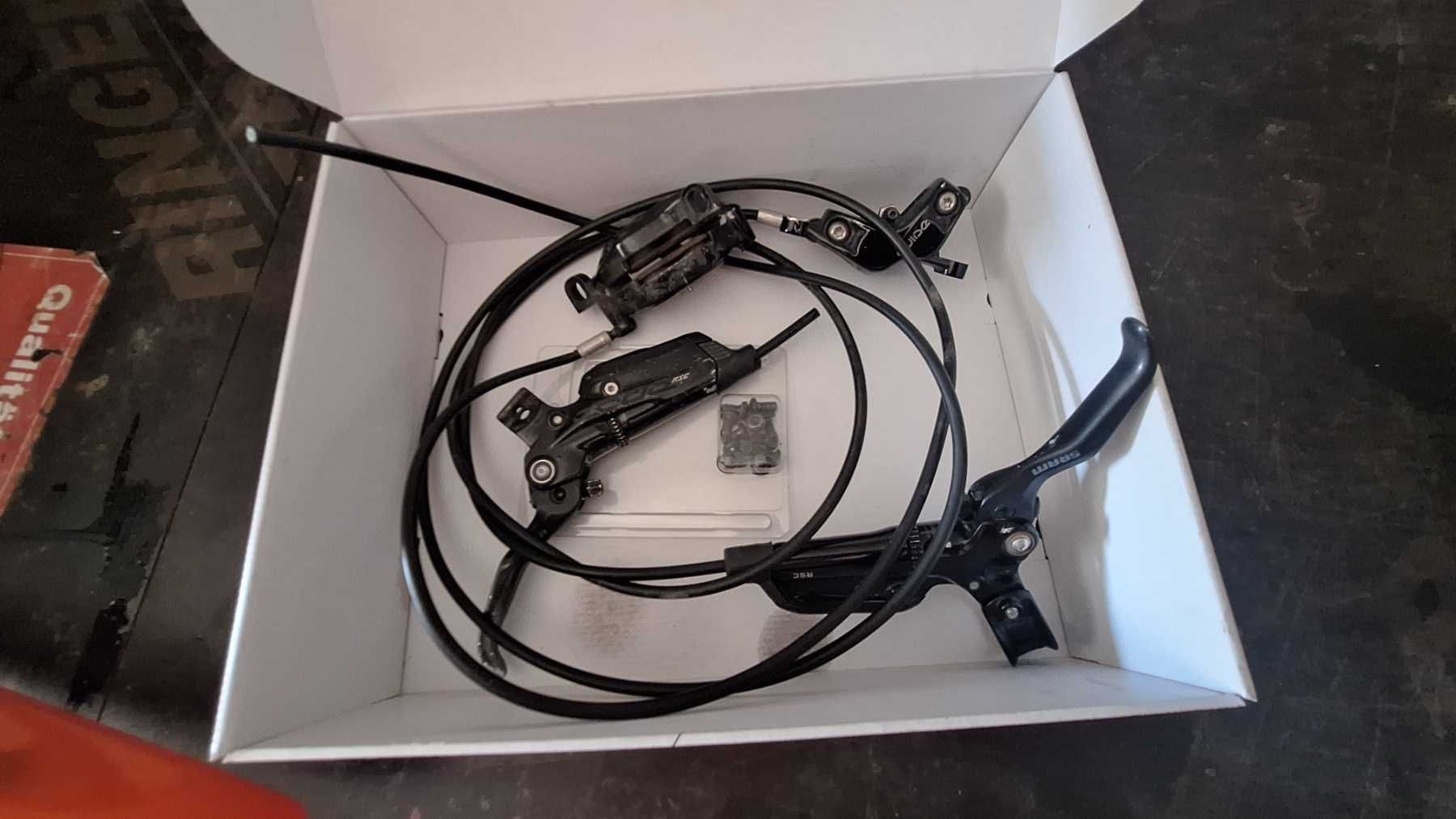 Продавам дискови спирачки sram code