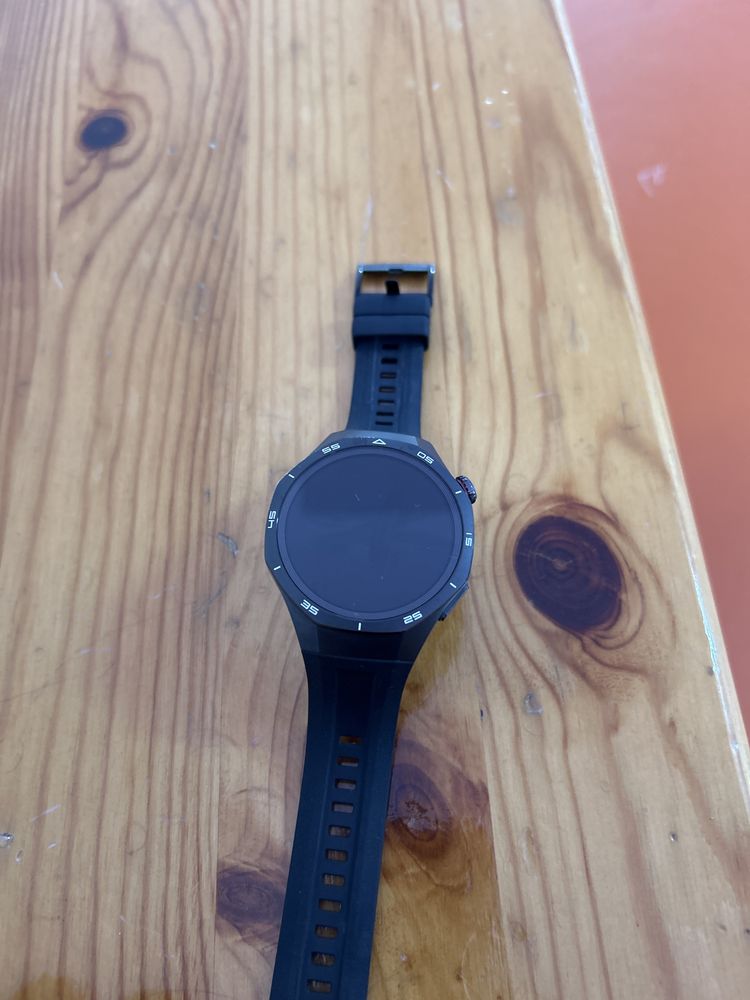 Smart часовник Huawei GT 5 Pto