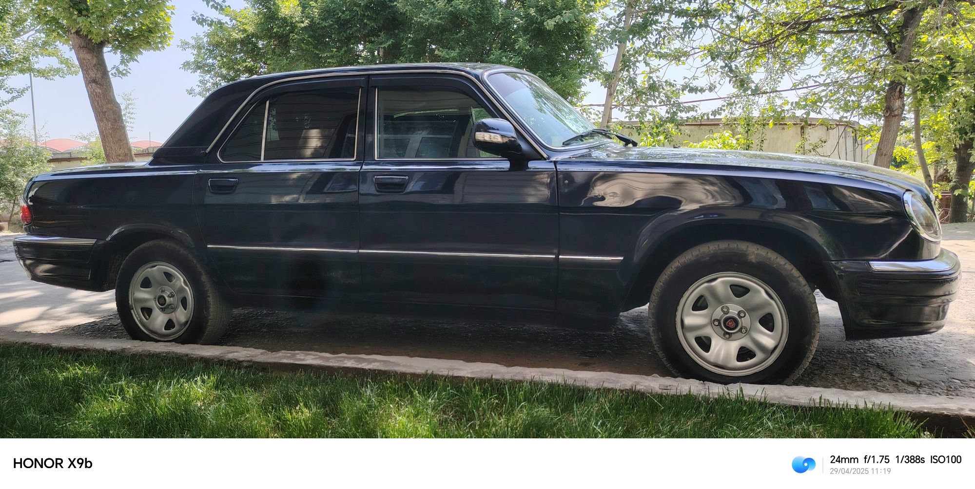 Volga 31105 Radnoy