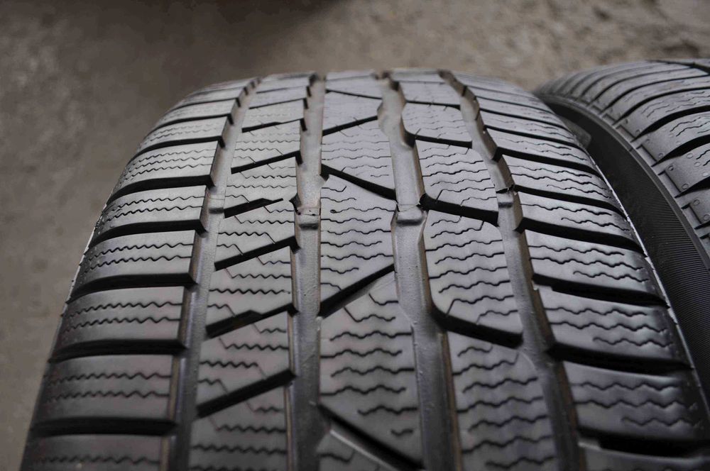 SET 2 Anvelope Iarna 245/40 R19 CONTINENTAL ContiWinterContact TS830P