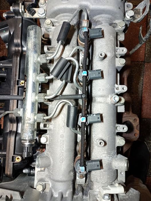 Injector injectoare alfa Romeo mito 1.6jtd lancia delta  0445110300