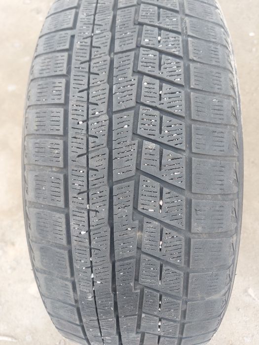 Yokohama 215/55 R17