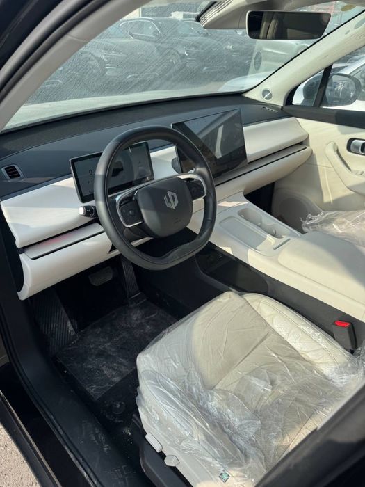 Leapmotor C16 EV 520 km 2 позиция доп пакет янги без пробег в наличии