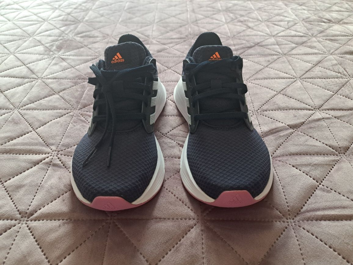 Маратонки Adidas