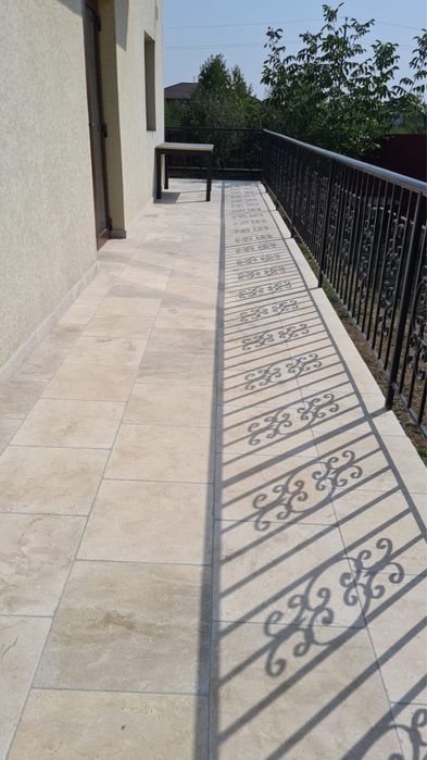 Piatra naturala/decorative/granit/marmura/travertin/scapitat/giutinat