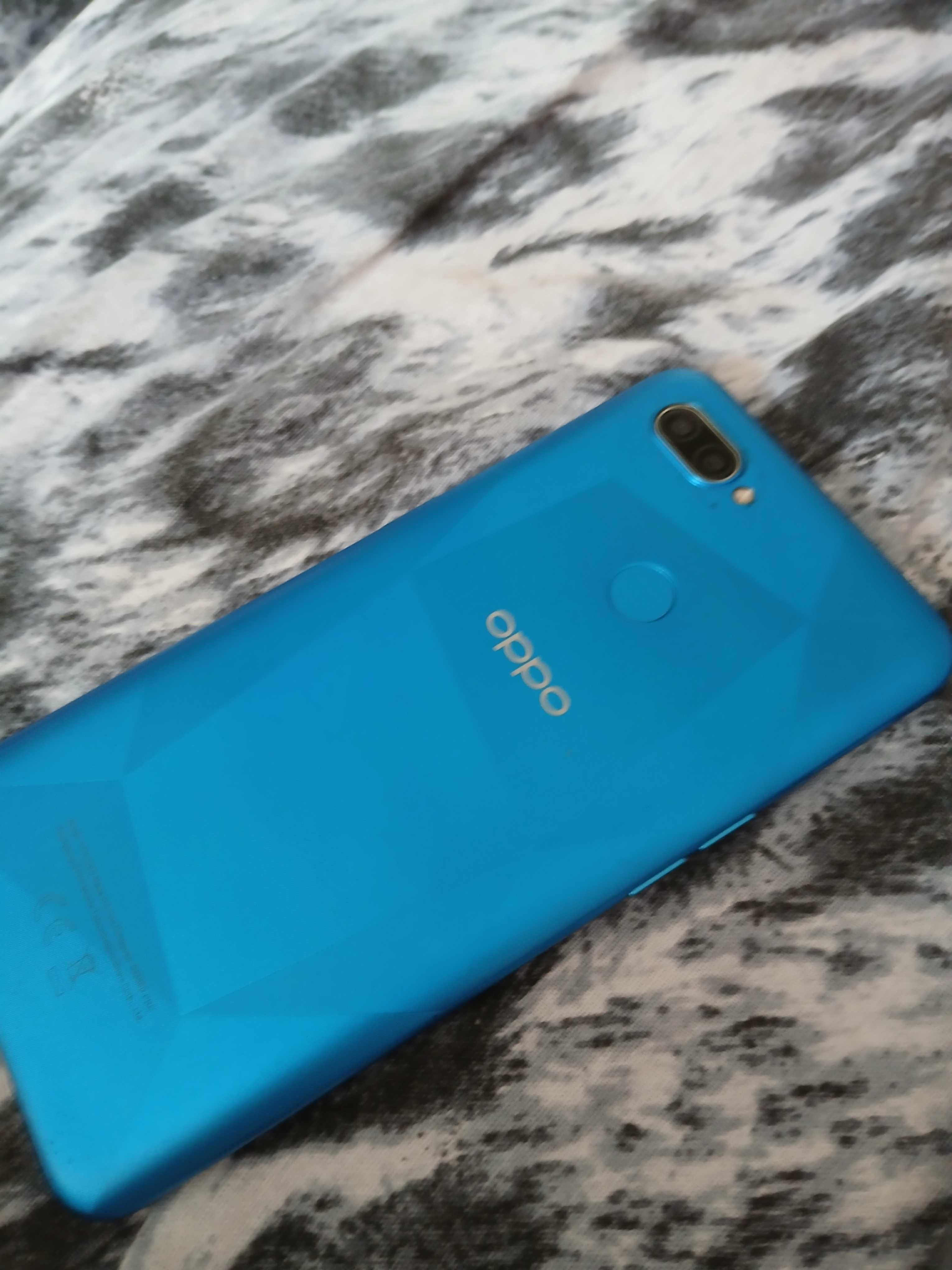 Продам телефон oppo a12 в хорошем состояние на 32 гб