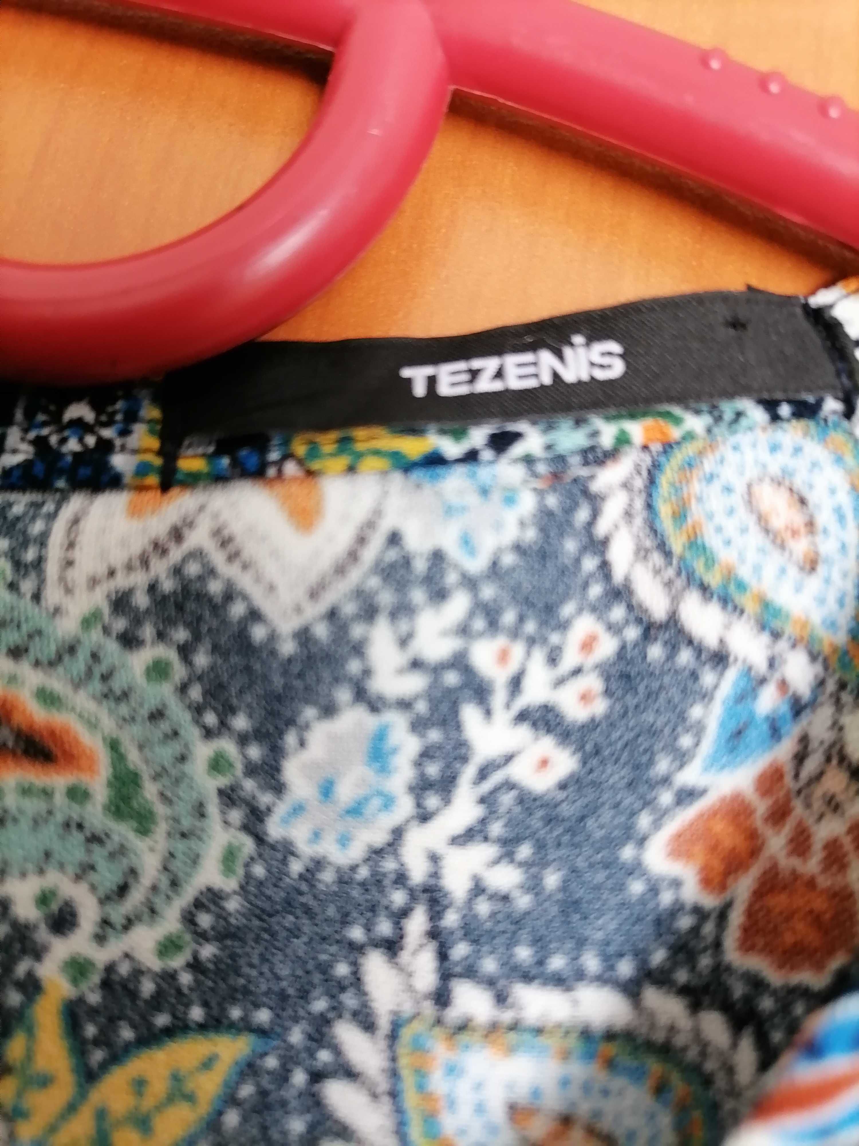Топ цветен  на  Tezenis