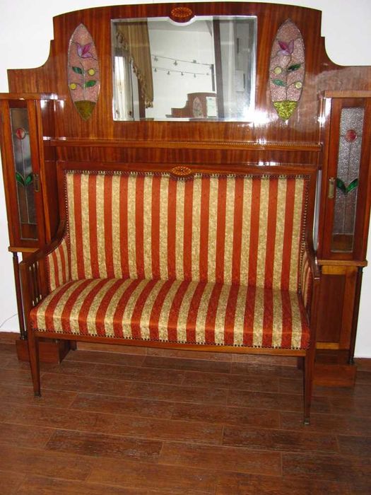 Mobila veche de colectie