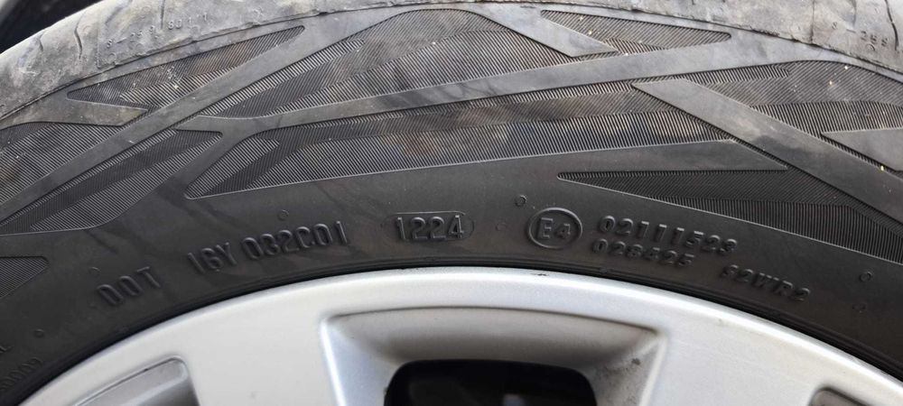 Anvelope Continental 225/50/17 vara.