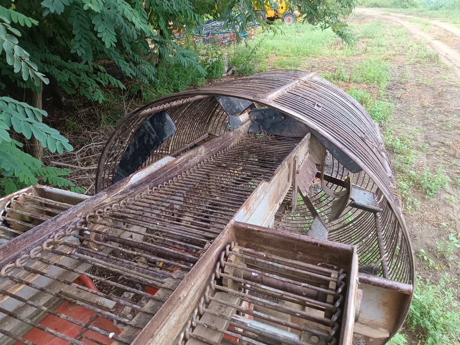 Masina de recoltat cartofi samro cu platforma mare