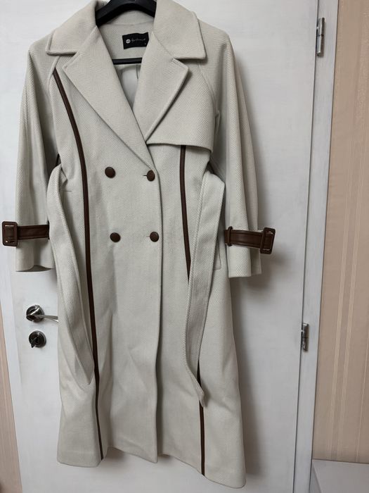 Дамско дълго палто