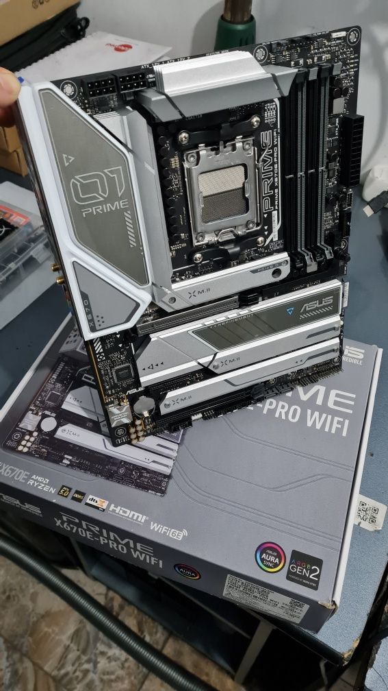 Placa de baza Asus Prime x670e Pro Wifi
