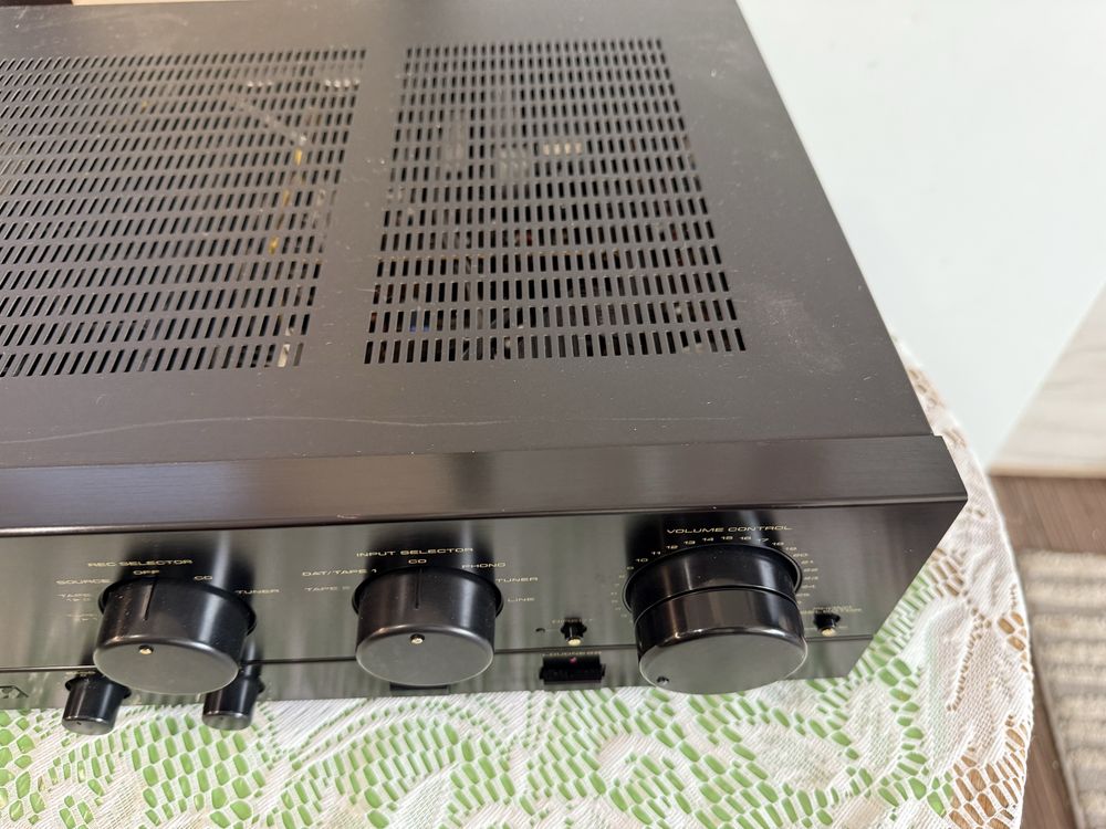 Pioneer A-501 стерео усилвател