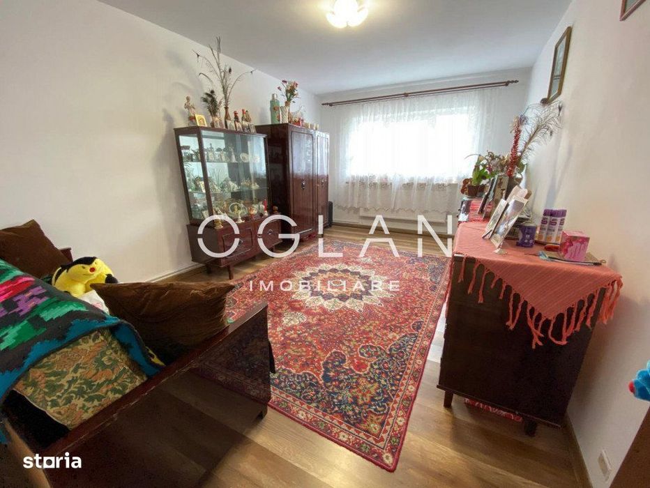 Apartament 2 camere, etaj 2, langa Piata Vasile Aaron