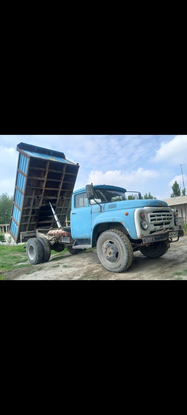 ЗИЛ 1979-yil, hujjatlari joyida