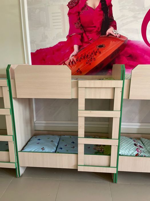 Продаются двух и трех ярусные кровати