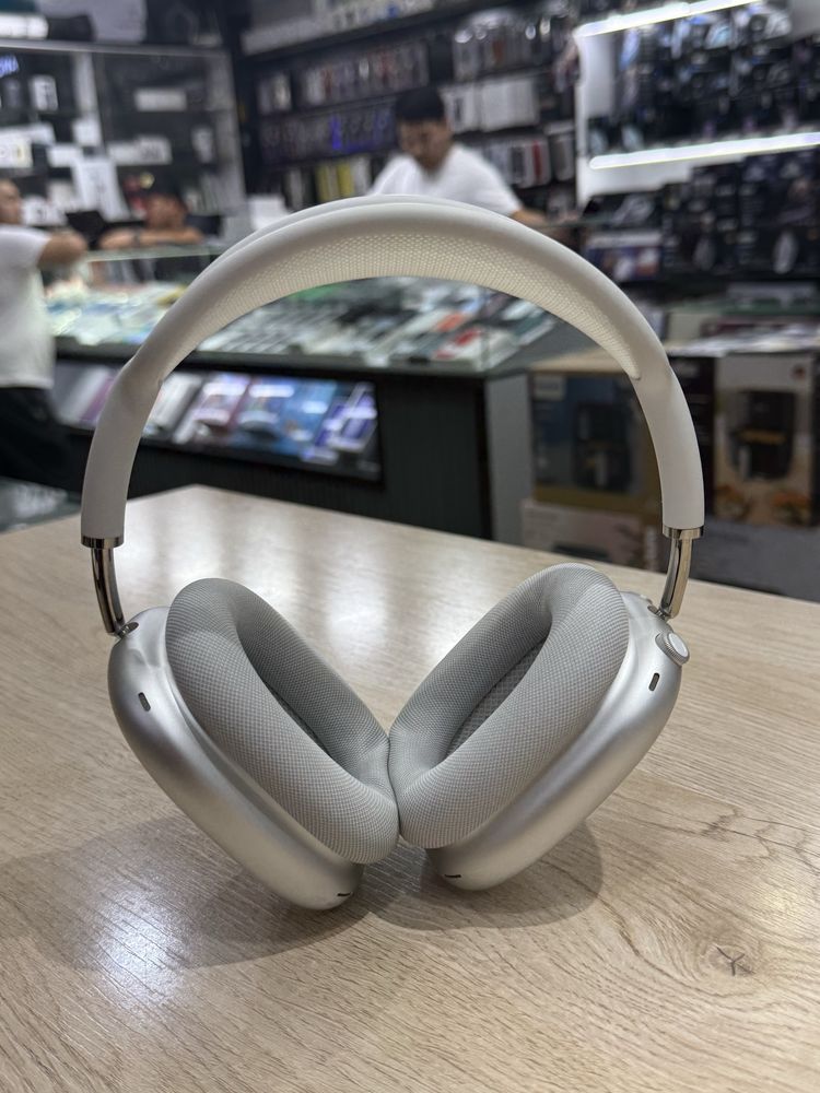Airpods max silver