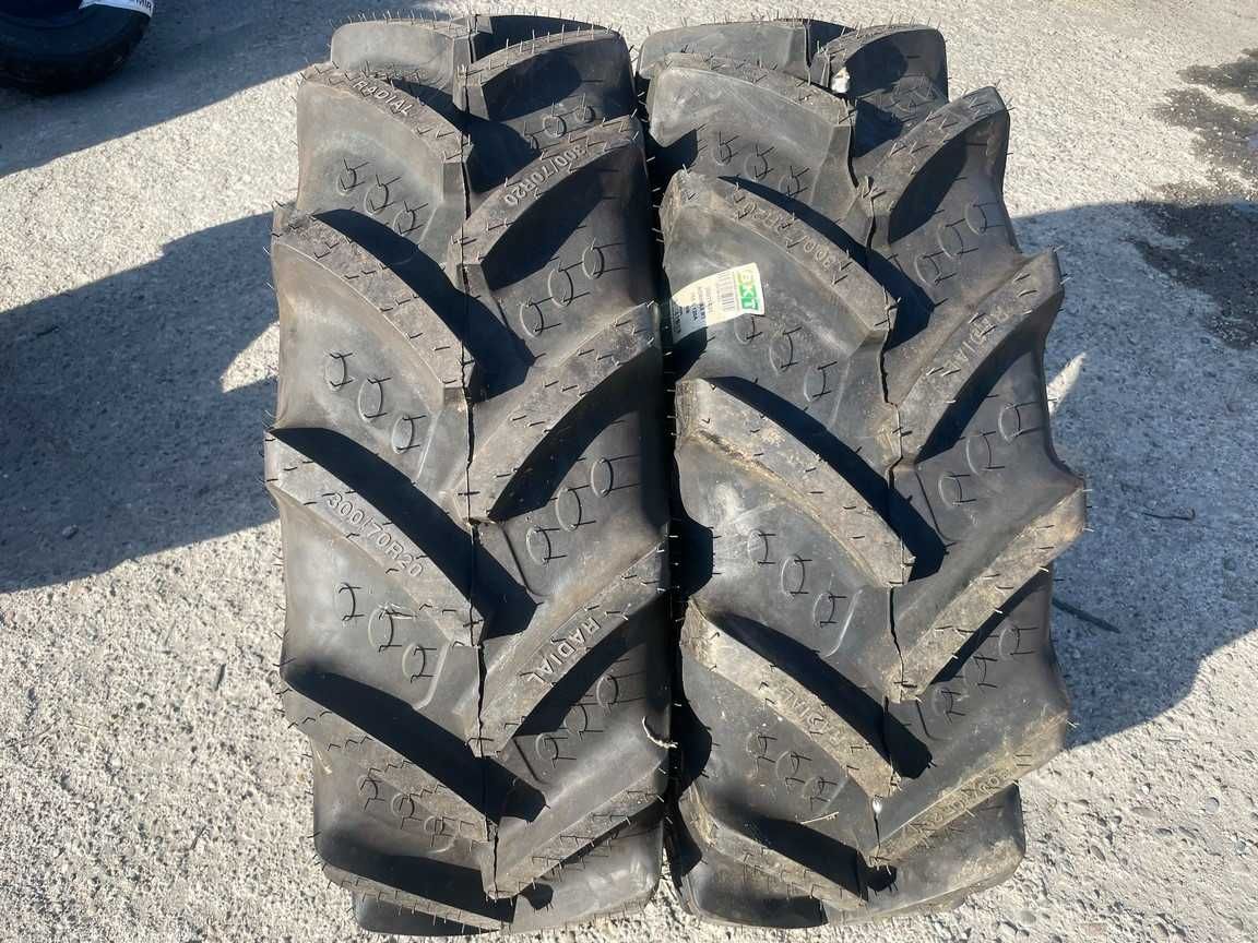 300/70r20 cauicucuri radiale tractor fata cu TVA si GARANTIE