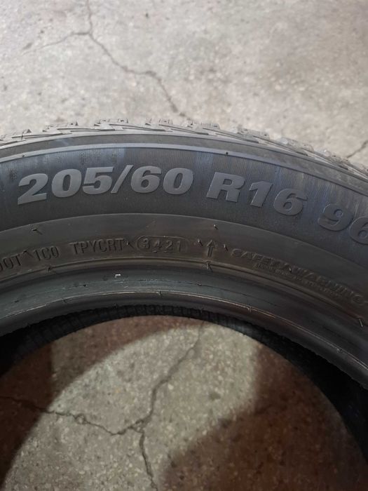 2 Всесезонни гуми Кумхо 205/60/16 ДОТ21