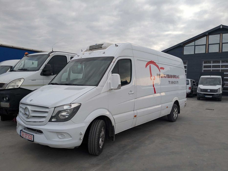Transport marfa generala sau perisabila cu Sprinter frigorific 3,5T