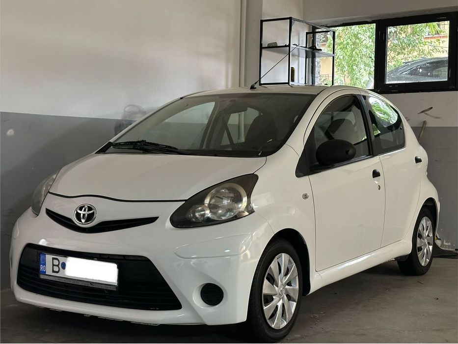 Citroën C-Elysée Toyota Aygo 2014 1.0 benzina 65cp euro 5 consum redus stare impecabila