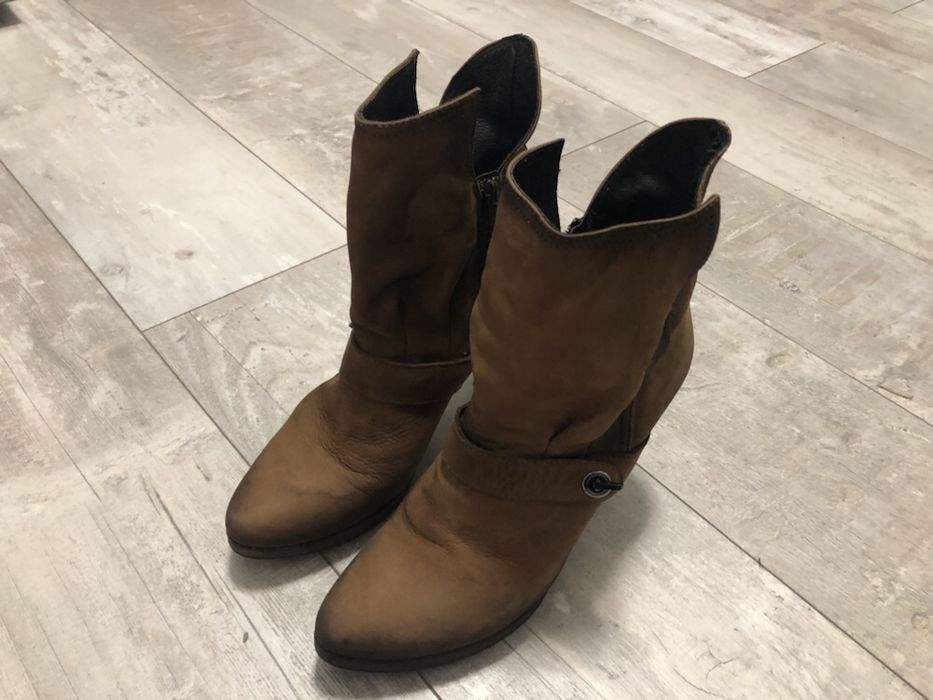 Botine piele Otter , nr. 38