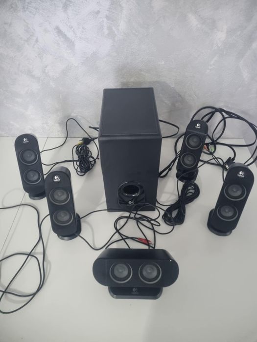 Vând boxe logitech x530