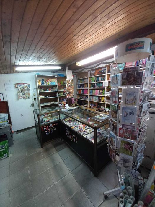 Продавам книжарница, гр. Варна