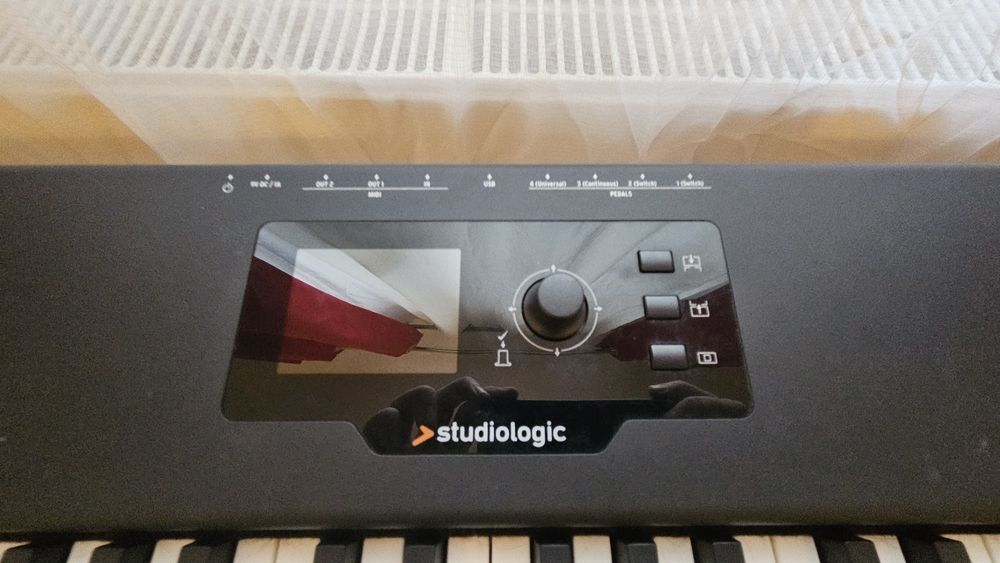 MIDI Studiologic SL88 Studio + pedala + suport