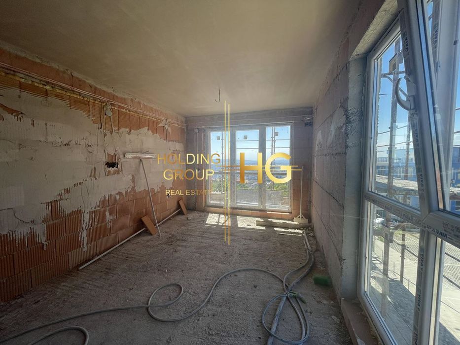 Продава се Тристаен апартамент в Варна, Възраждане 3 - 83 кв.м за 1498 €/кв.м - Снимка #4