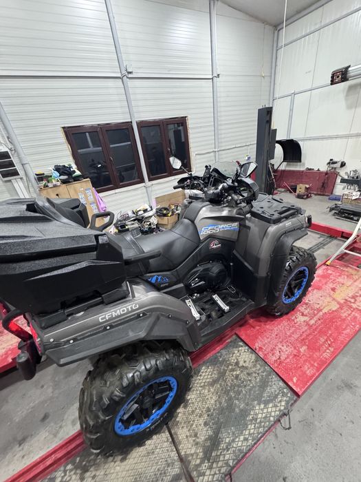 CF Moto 1000 Overland