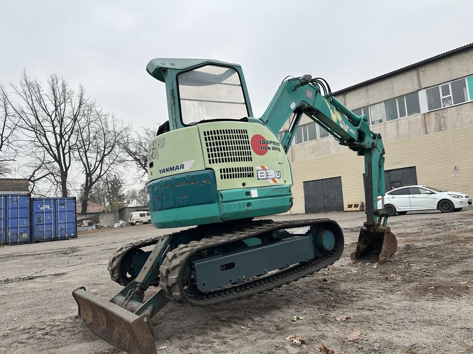 Мини экскаватор YANMAR B3U