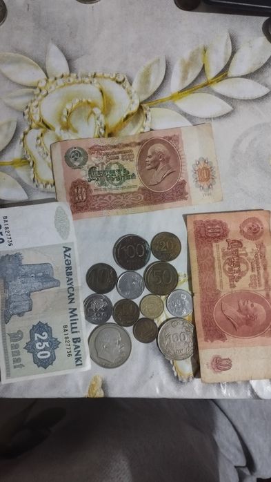 Eski pullar sotiladi | Старые деньги продаётся