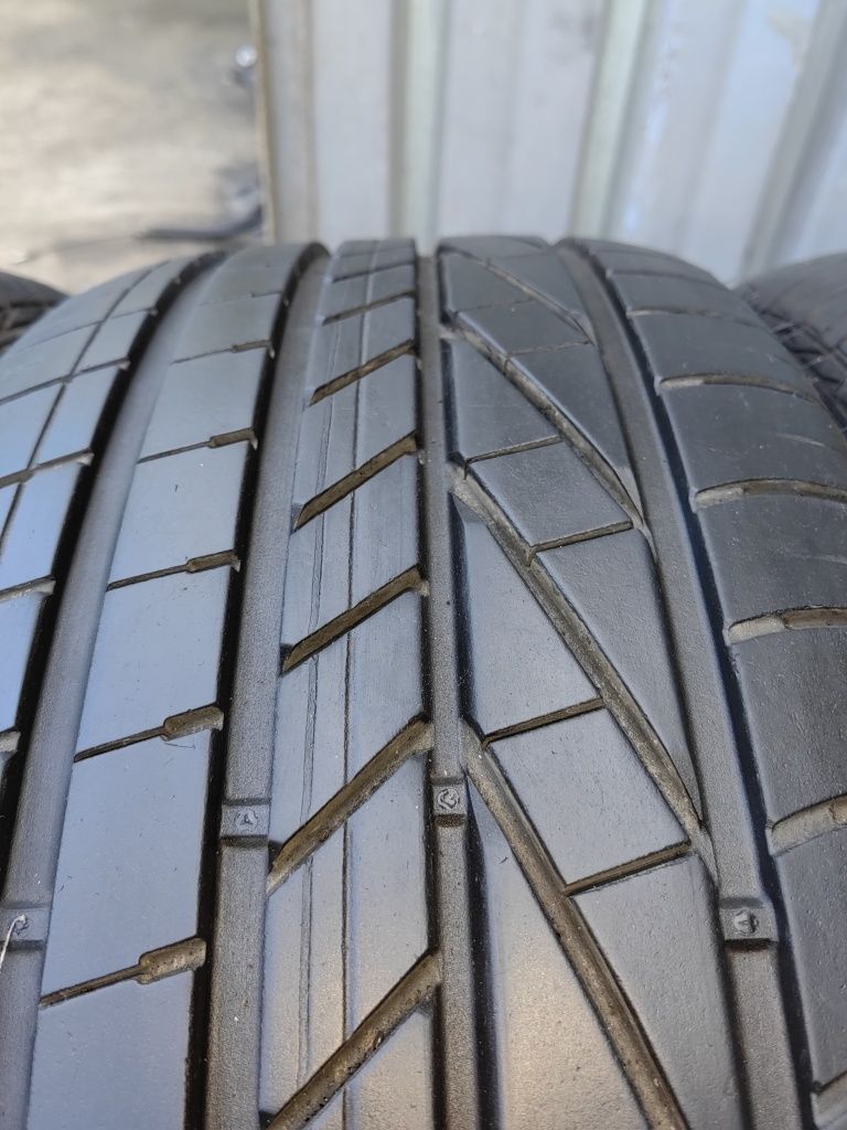 Летни гуми Goodyear спорт пакет 245/40/20 и 275/35/20