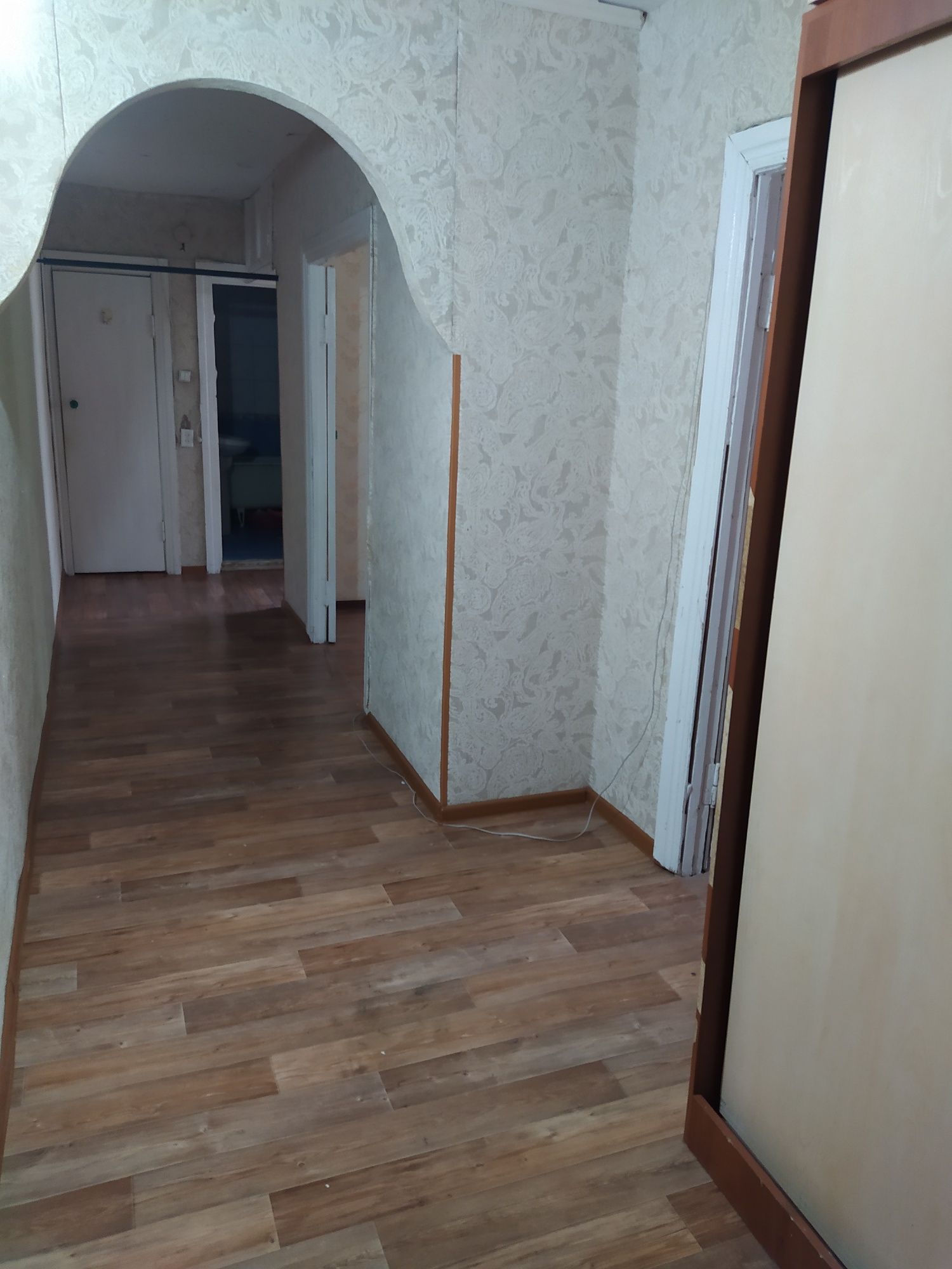 2 бөлмелі пәтер жалға беріледі