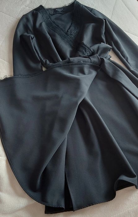 Rochie neagra MOHITO