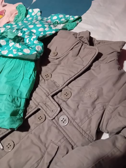 Огромен лот дрехи момиче 4-6 години