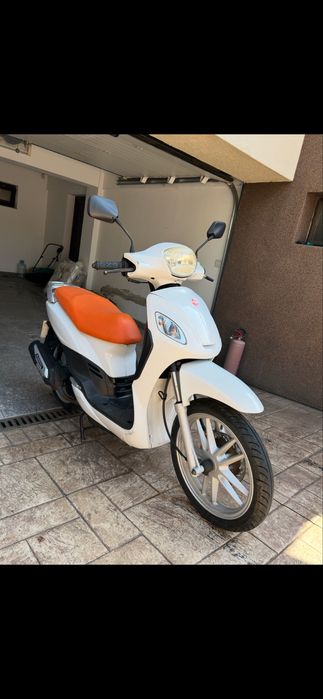 Scuter 125cc cat B