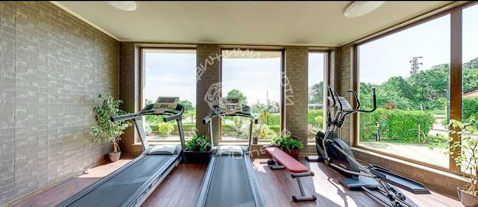 Продава се Двустаен апартамент в с. Шкорпиловци, Област Варна - 66 кв.м за 1055 €/кв.м - Снимка #10