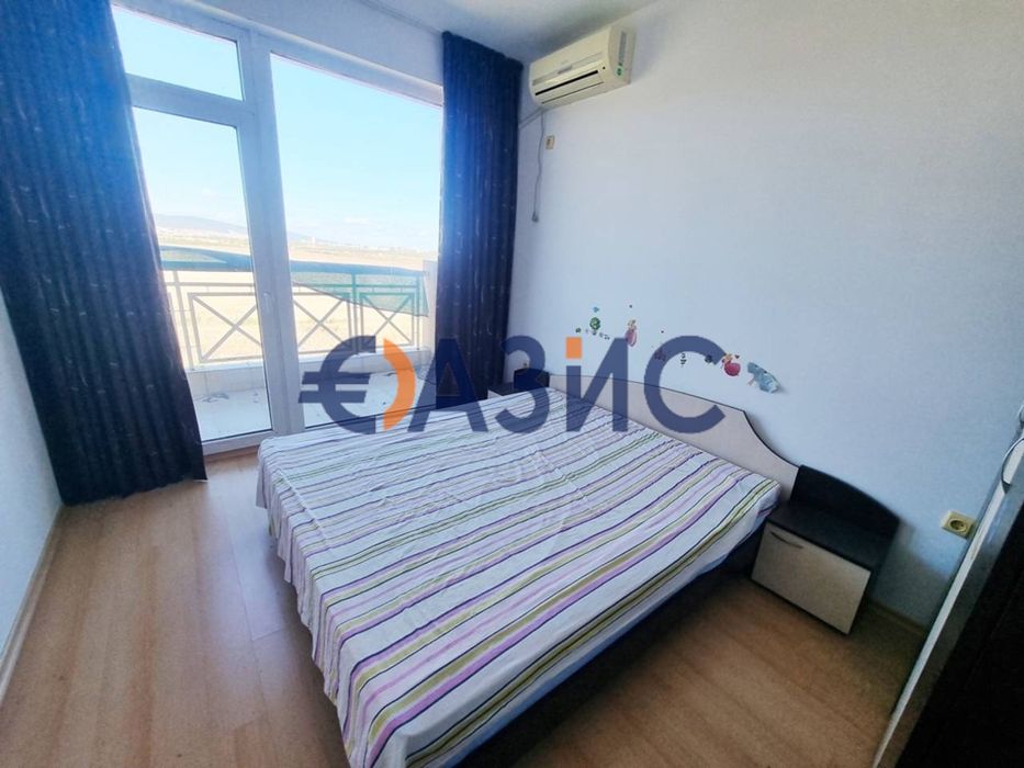 Продава се Двустаен апартамент в к.к. Слънчев бряг - 47 кв.м за 1062 €/кв.м - Снимка #4