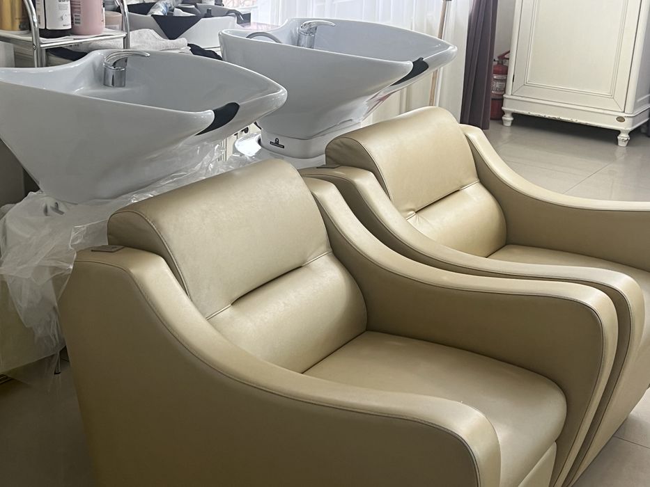 Vand echipamente si mobilier salon