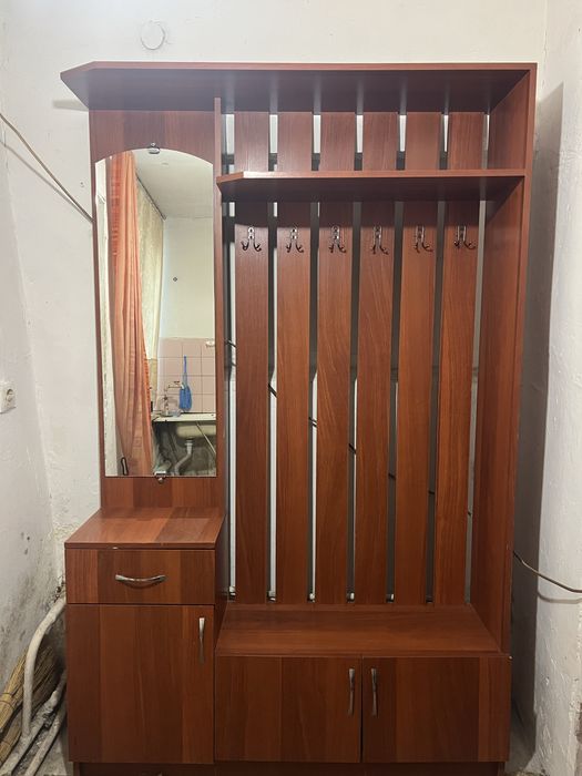 Продам прихожую,в хорошем состоянии