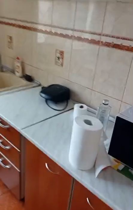 Inchiriez apartament 3 camere