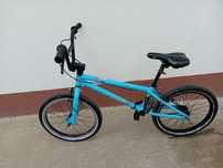 Vând bicicleta bmx