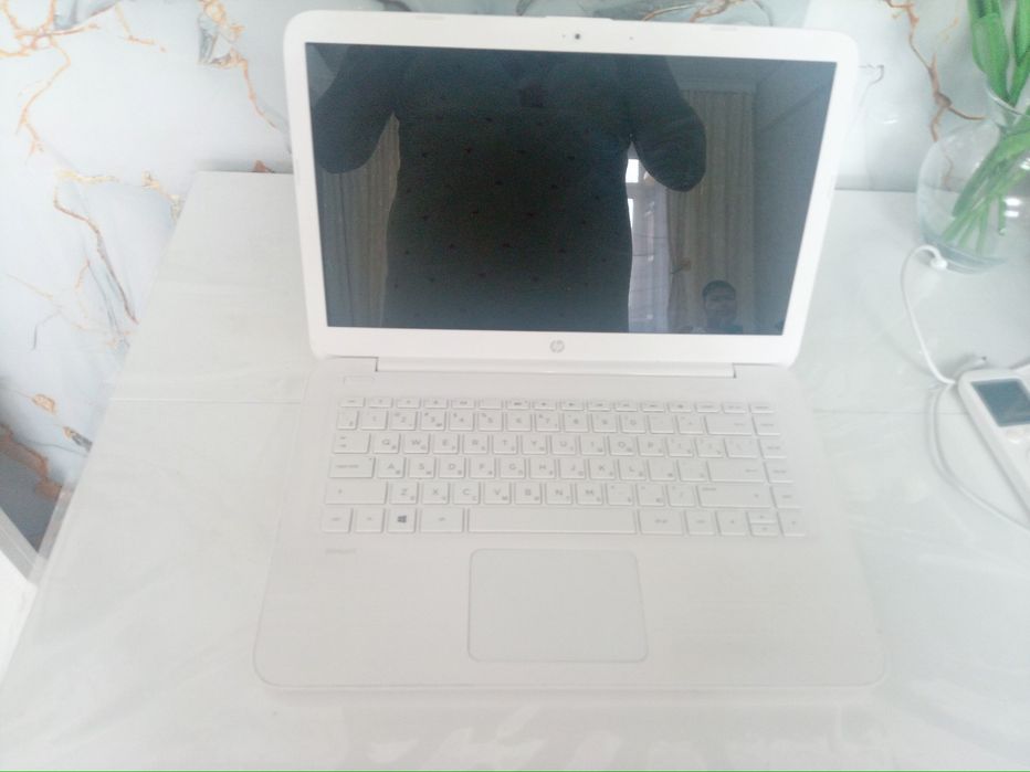 Продам ноутбук на запчасти