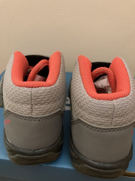 Детски туристически обувки, 27 номер Quechua MH100 Mid