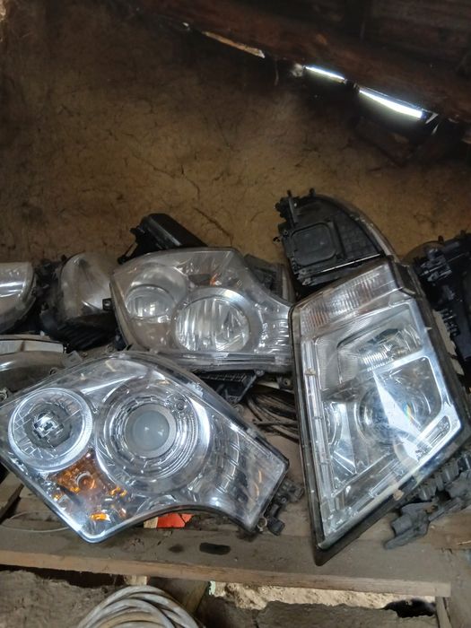Фарове за Мерцедес и Волво