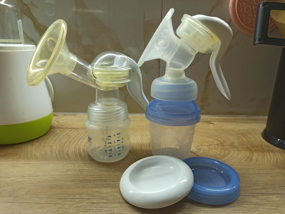 Ръчна помпа за кърма Авент